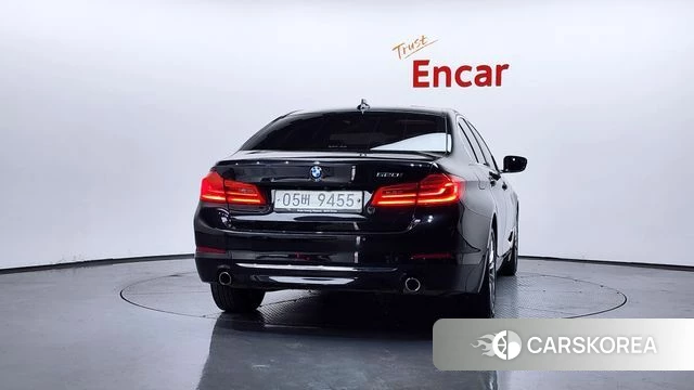 BMW 5 Series (G30) id 4339298 из Кореи 27