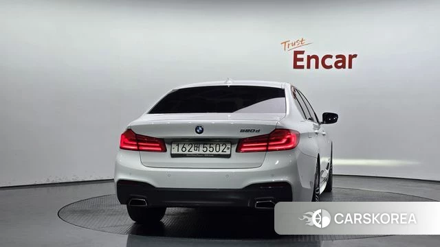 BMW 5 Series (G30) id 3885506 из Кореи 15