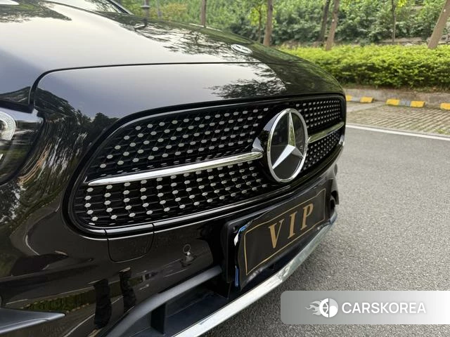 Mercedes-Benz E-class id 4301076 из Китая 34