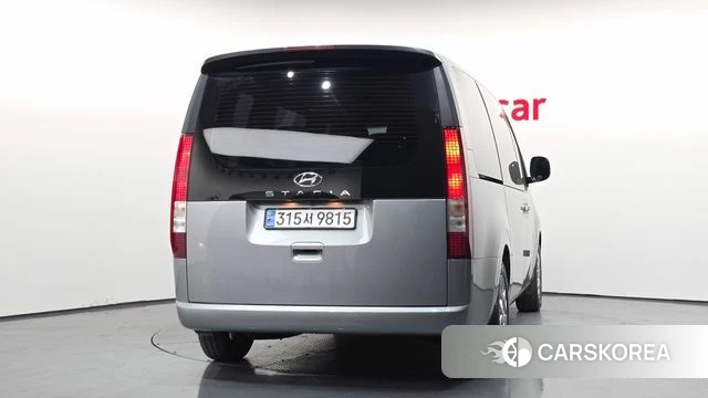 Hyundai Staria id 4223176 из Кореи 14