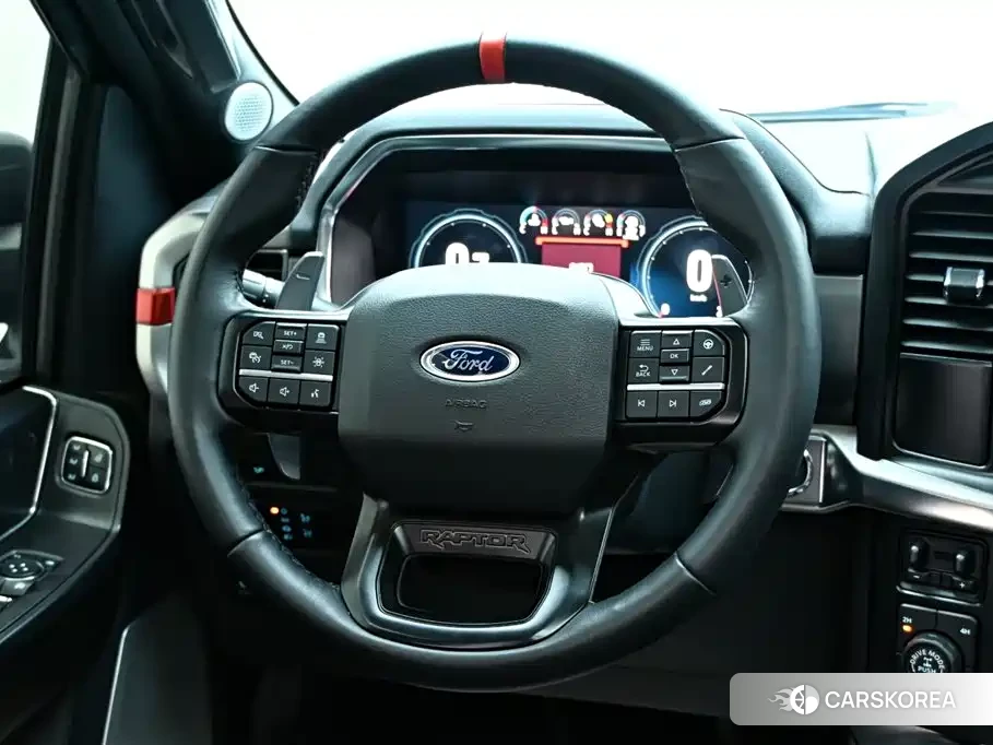 Ford F-150 Raptor id 4545975 из Китая 32