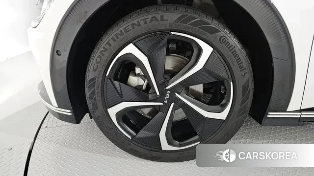 Kia EV6 id 3105075 из Кореи 14