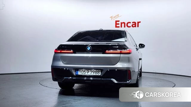 BMW 7 Series (G70) id 4280153 из Кореи 27