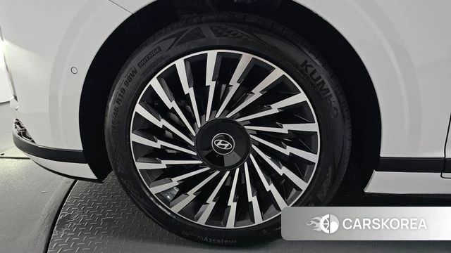 Hyundai Grandeur (GN7) id 4308278 из Кореи 34