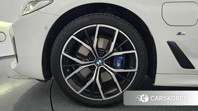 BMW 5 Series (G30) id 4268366 из Кореи 28