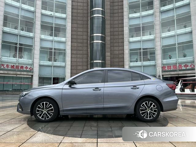 Roewe i5 id 4253413 из Китая 14