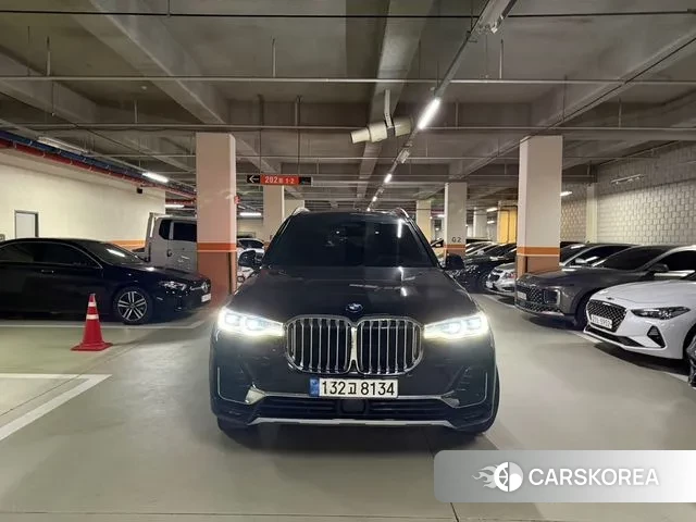 BMW X7 (G07) 2021 Черный из Кореи, фото 4