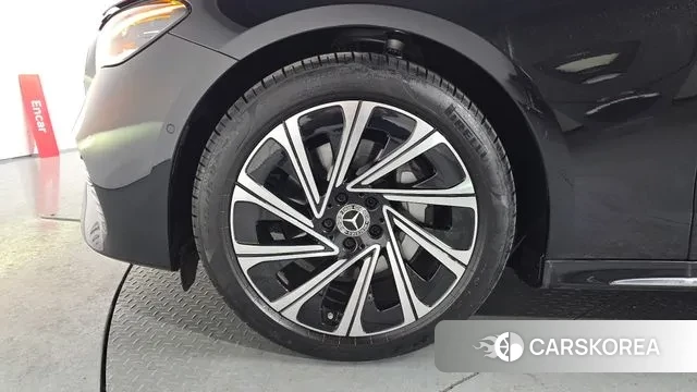 Mercedes-Benz E-Class W214 id 3644316 из Кореи 14