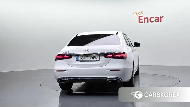 Mercedes-Benz E-Class W213 id 4293921 из Кореи 26