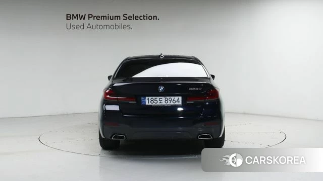 BMW 5 Series (G30) id 4608248 из Кореи 14