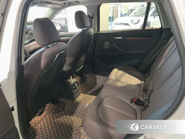 BMW X1 2021 Белый из Китая, фото 4