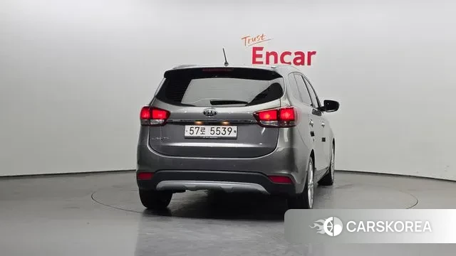 Kia The New Carens id 3129555 из Кореи 14