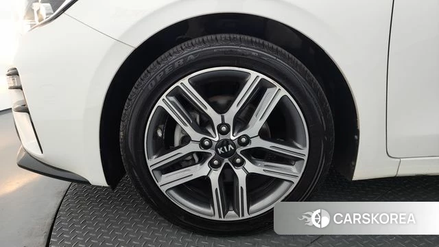 Kia Come New K3 id 3955512 из Кореи 14