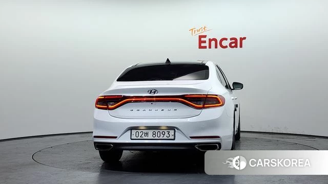 Hyundai Grandeur IG id 4225807 из Кореи 26