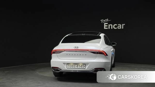 Hyundai The New Grandeur IG id 3923498 из Кореи 14