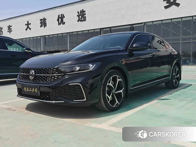 Volkswagen Passat 2023 Черный из Китая, фото 4