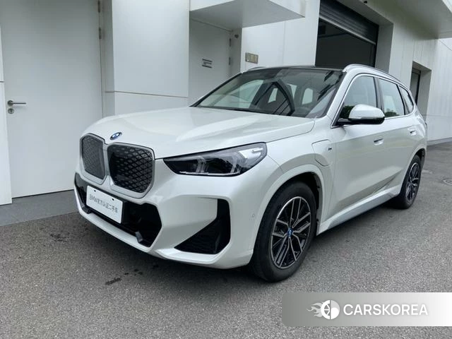 BMW iX1 2025 Белый из Китая, фото 4