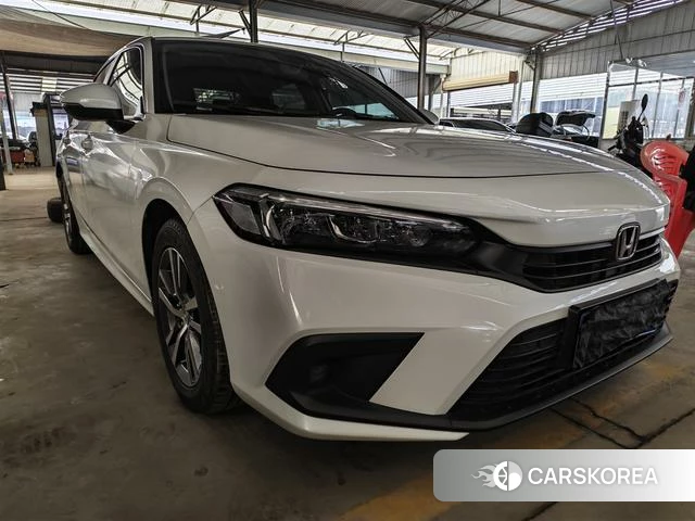 Honda Civic 2023 Белый из Китая, фото 4