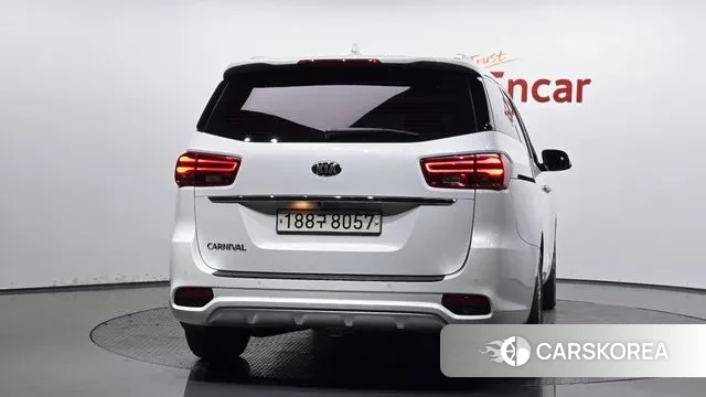 Kia The New Carnival id 3045603 из Кореи 14