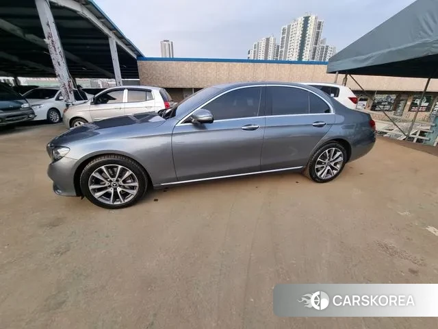 Mercedes-Benz E-Class W213 id 3612583 из Кореи 14