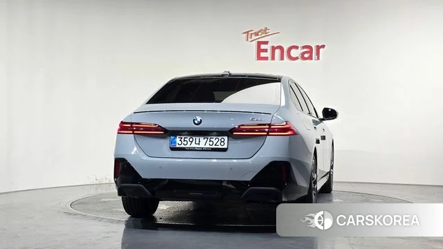 BMW 5 Series (G60) id 4734547 из Кореи 26