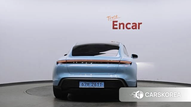 Porsche Taycan id 4185684 из Кореи 14