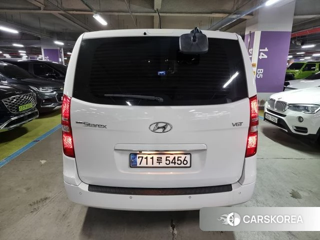 Hyundai The New Grand Starex id 4581601 из Кореи 11