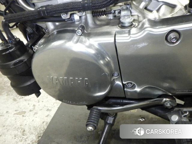 Engine photo