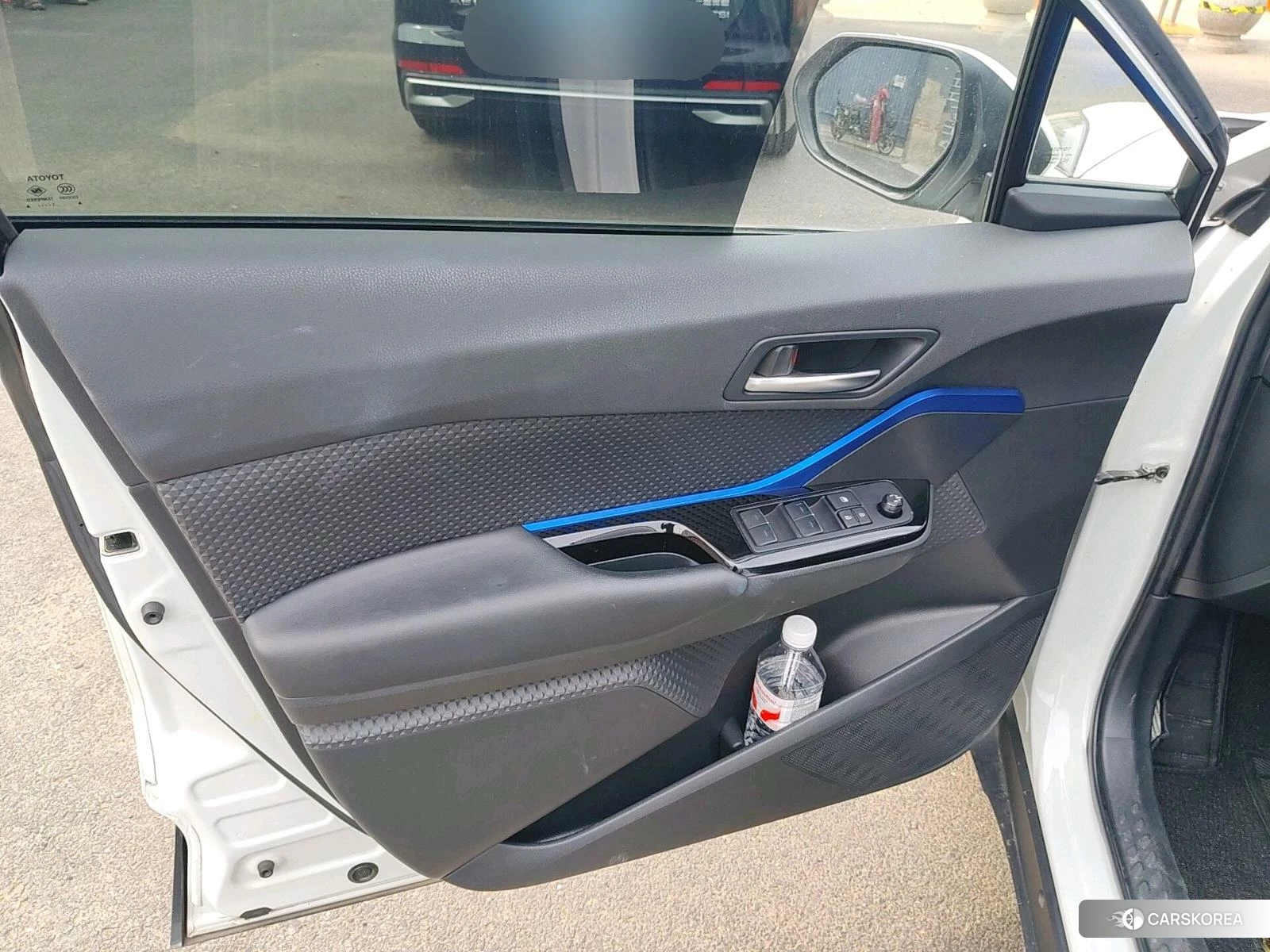 Toyota C-HR id 4467966 из Китая 12