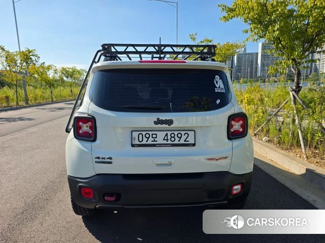 Jeep Renegade 2018 Белый из Кореи, фото 4