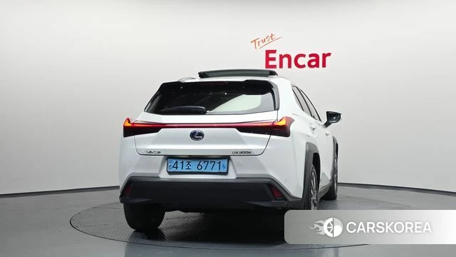 Lexus UX300e id 4395677 из Кореи 14