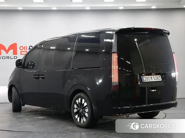 Hyundai Staria id 3575990 из Кореи 14