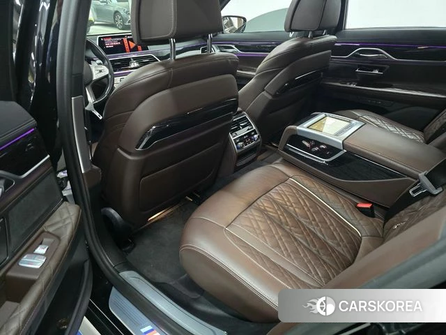 BMW 7 Series (G11) 2021 Черный из Кореи, фото 4