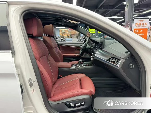 BMW 5 series PHEV 2022 Белый из Китая, фото 4