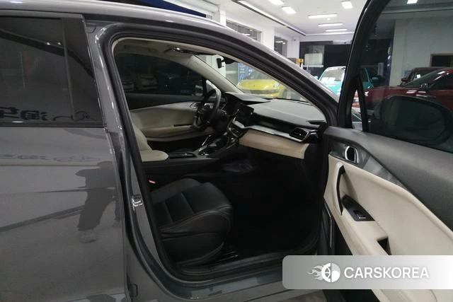 Lynk 06 EM-P id 4213832 из Китая 11