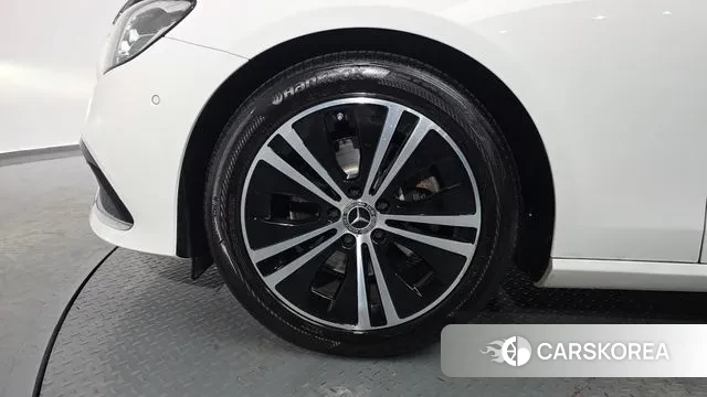 Mercedes-Benz E-Class W213 id 3530284 из Кореи 14