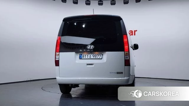 Hyundai Staria id 3792841 из Кореи 14