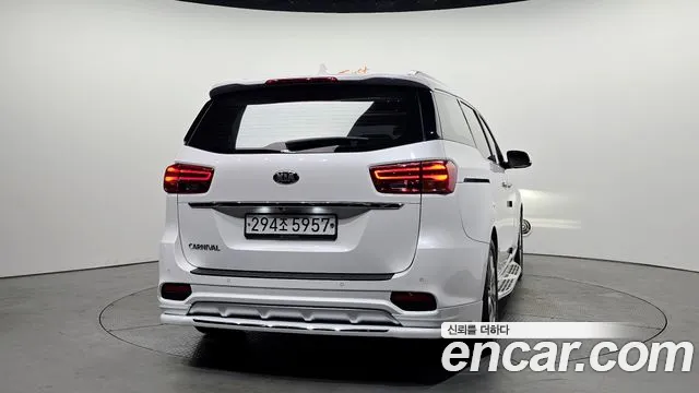 Kia The New Carnival id 2710823 из Кореи 14