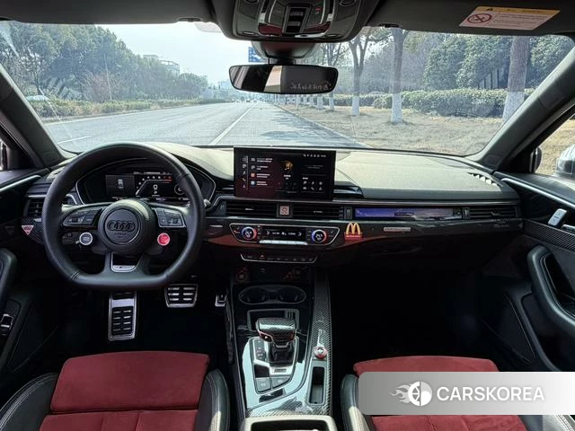 Audi A4L id 4290520 из Китая 9