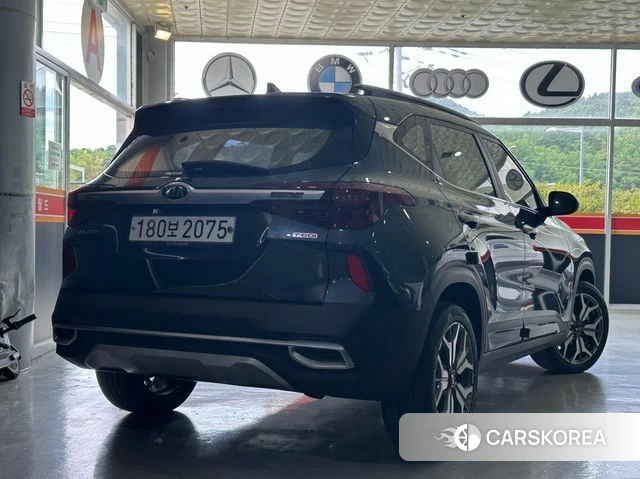 Kia Seltos id 4698494 из Кореи 14