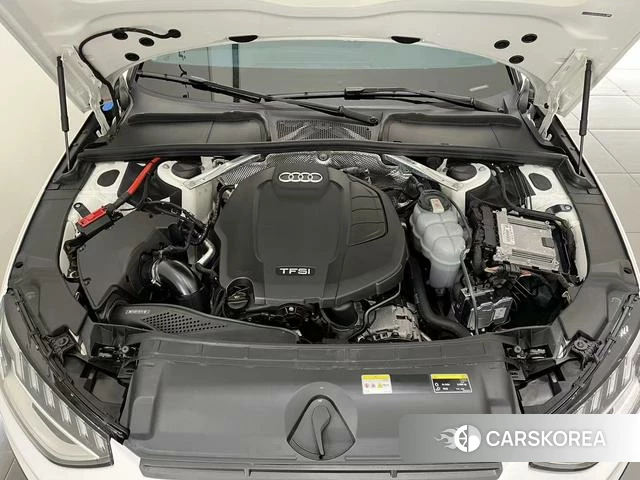Audi A4L id 4258402 из Китая 7