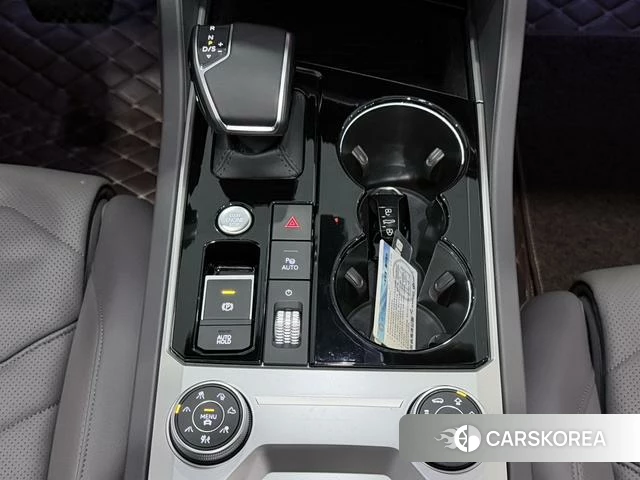 Volkswagen Touareg id 4209214 из Китая 14