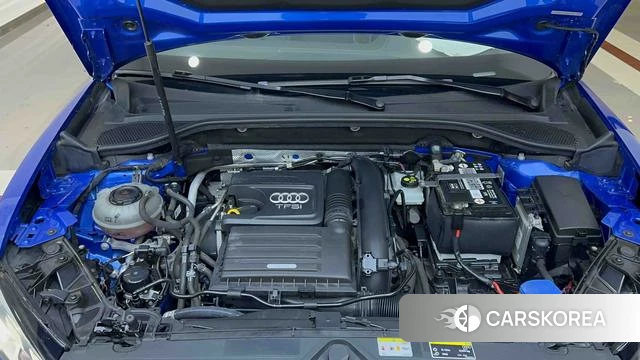 Audi Q2L id 4392117 из Китая 16