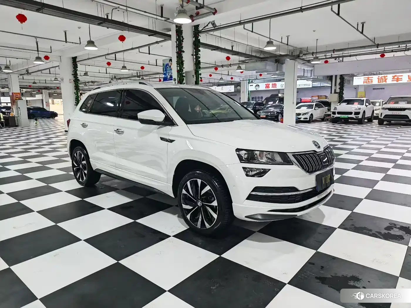 Skoda Karoq 2022 Белый из Китая, фото 4