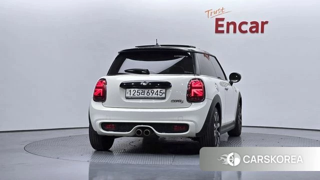 Mini Cooper S id 3965778 из Кореи 14