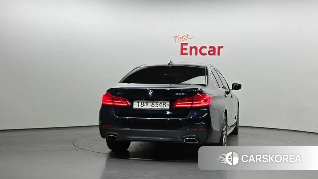 BMW 5 Series (G30) id 3880228 из Кореи 14