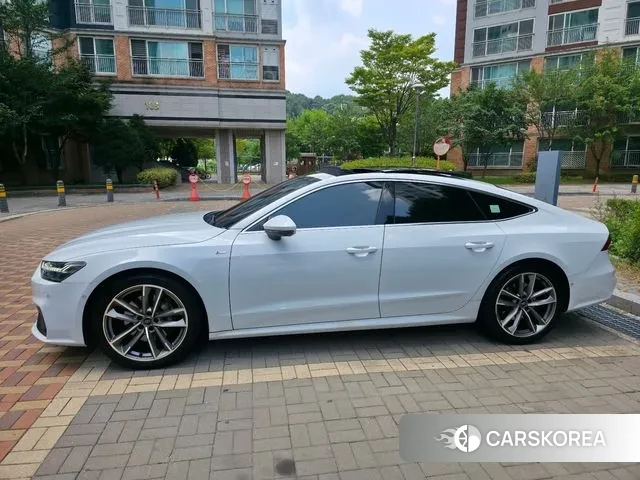Audi A7 (4K) id 3059881 из Кореи 14