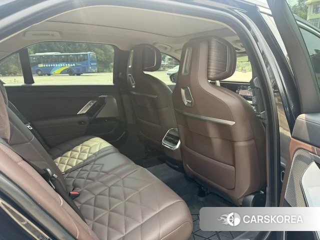 BMW 7 series id 4274667 из Китая 8