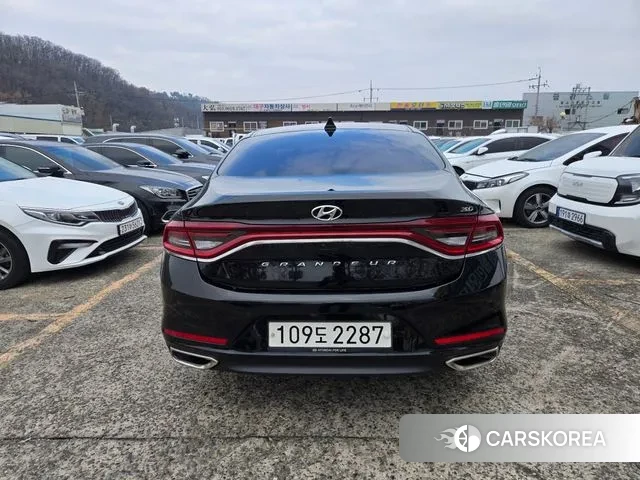 Hyundai Grandeur IG id 3484727 из Кореи 14