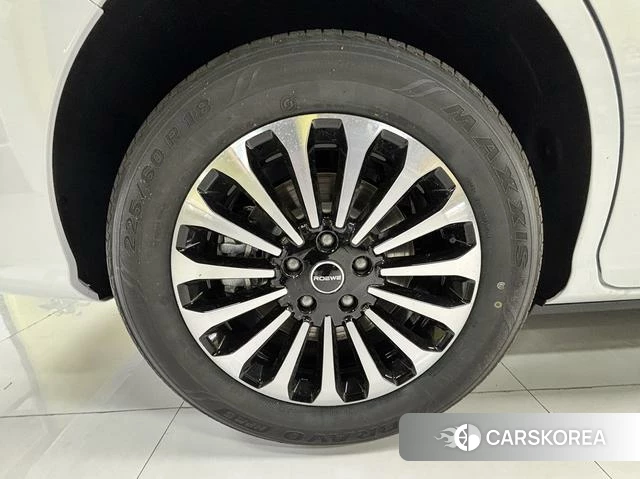 Roewe iMAX8 DMH id 4239322 из Китая 19